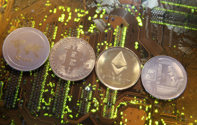 අද දෙසැම්බර් 23 වන දින Cryptocurrency මිල ගණන්: Bitcoin පහත වැටේ, Solana සහ Dogecoin ඉහළ යයි.