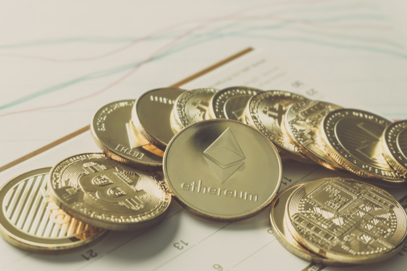අද දෙසැම්බර් 27 වන දින Cryptocurrency මිල ගණන්: Bitcoin 2% කින් පමණ ඉහළ ගොස්, Polkadot 8% ඉක්මවා යයි.