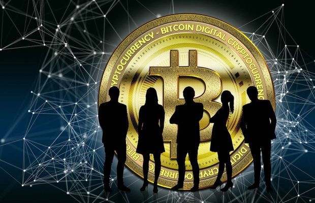 Crypto ප්‍රජාව කැනඩාව විරුද්ධවාදීන්ගේ Bitcoin පසුම්බි කැටි කිරීම හෙළා දකියි.