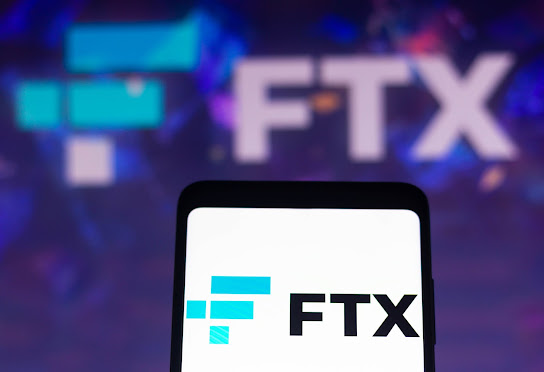 FTX ප්‍රධාන ටෝකන චලනය මධ්‍යයේ පරිශීලක ආපසු ගැනීමේ පැමිණිලිවල ඉහල යාමක් දැක ගත හැක.