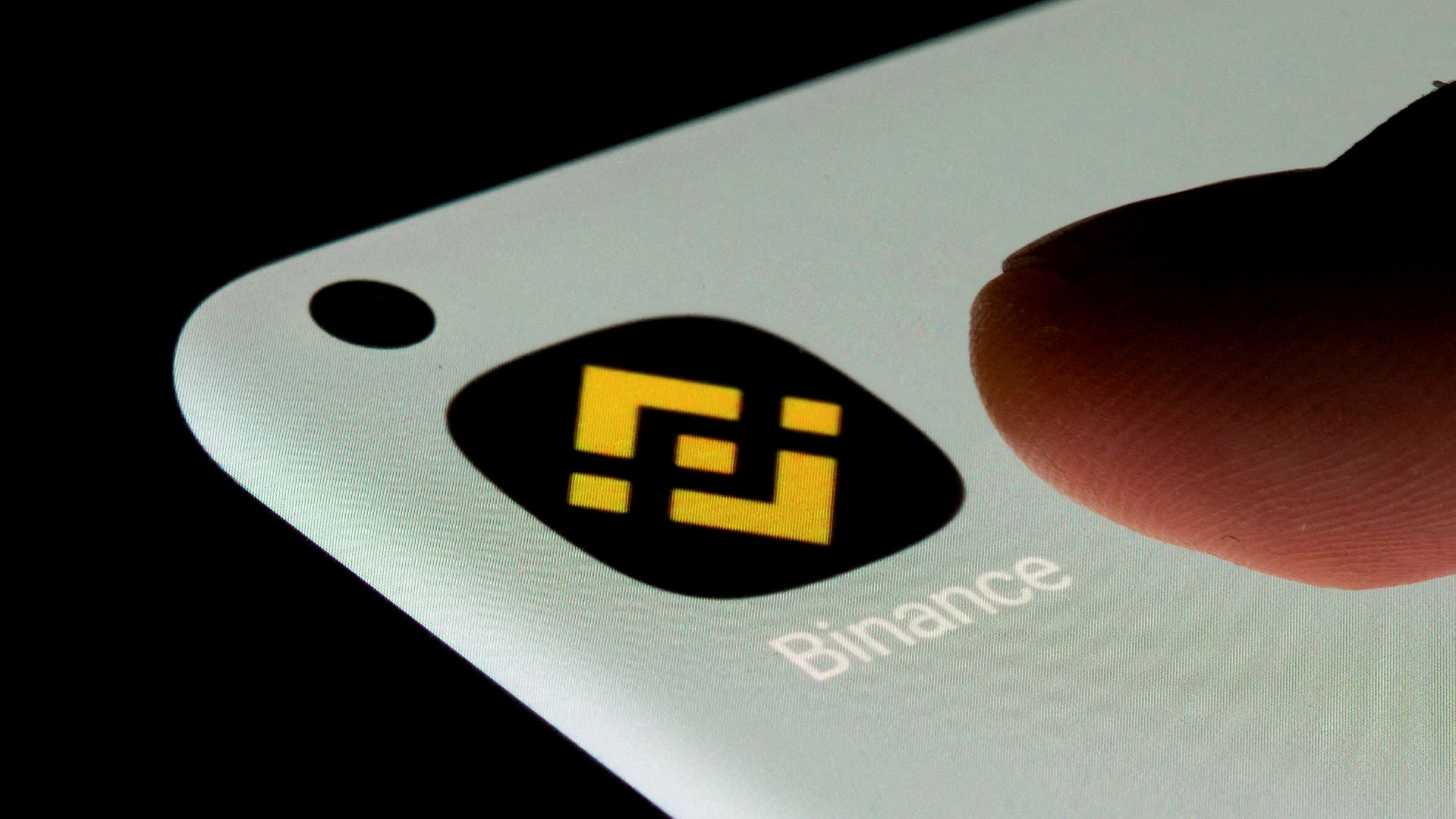 Binance  නිල වශයෙන්  ඩුබායි හි ක්‍රියාත්මක වීමට බලපත්‍රයක් ලබා ගනී .