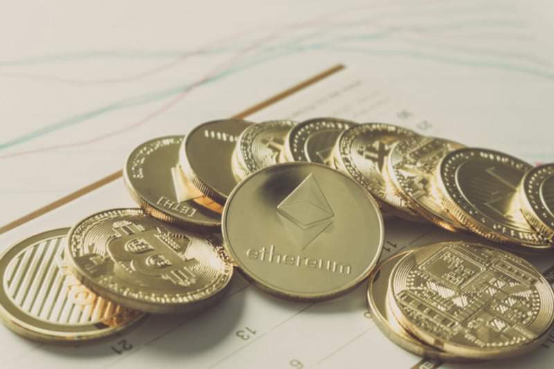 අද දෙසැම්බර් 19 වන දින Cryptocurrency මිල ගණන්: Bitcoin, Ethereum සුළු වශයෙන් ඉහල යයි.