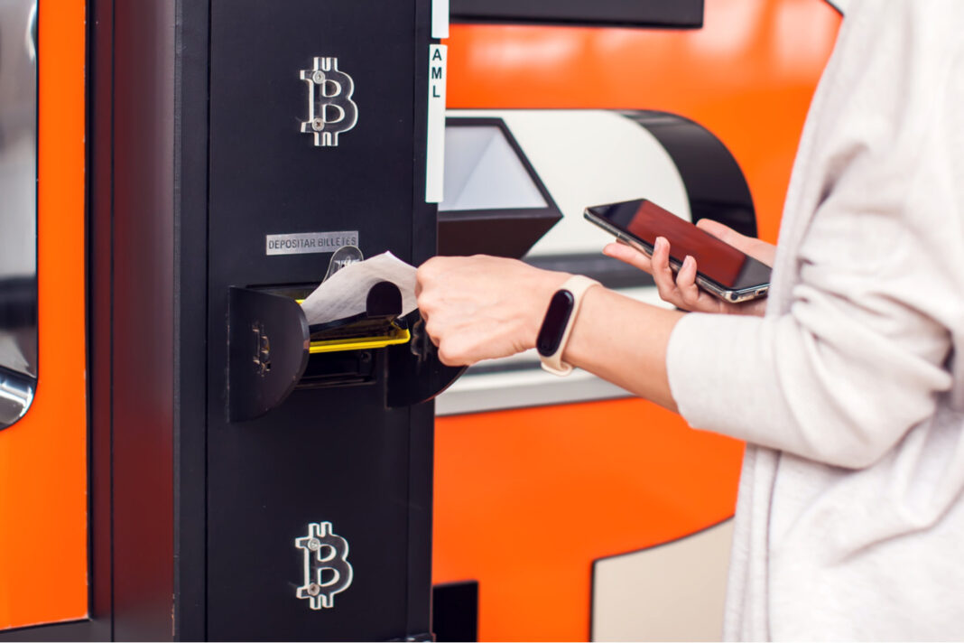 FCA විසින් Bitcoin ATM යන්ත්‍ර සඳහා වසා දැමීමේ නියෝගය නිකුත් කරයි .